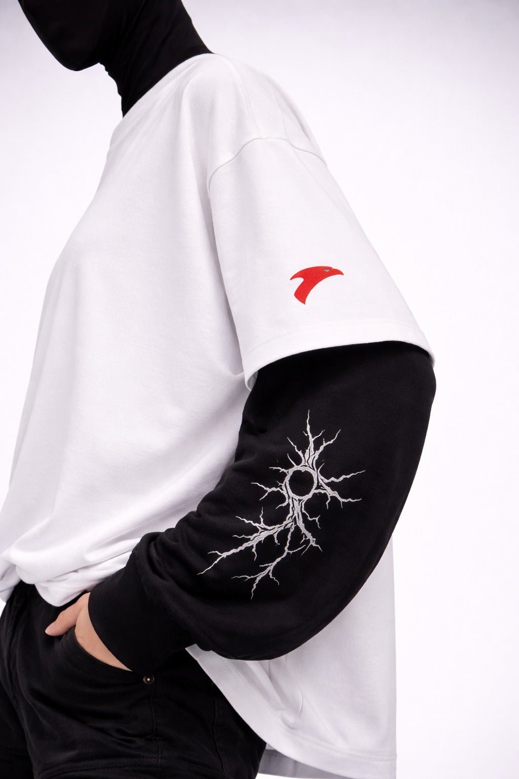 SHADOW CONTRAST – Attached Sleeve Oversized Tee - Jenzra